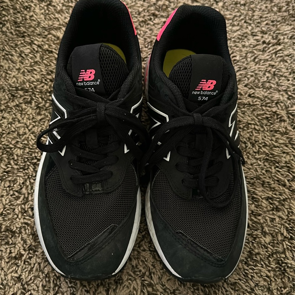 Figs new balance sneakers, size 7.5